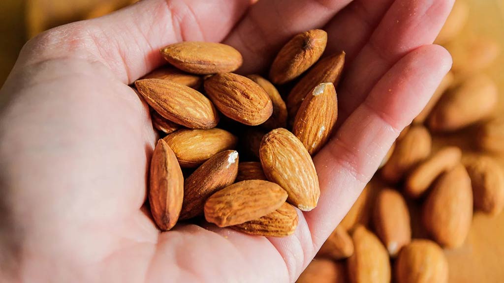 La almendra es uno de los alimentos más completos 